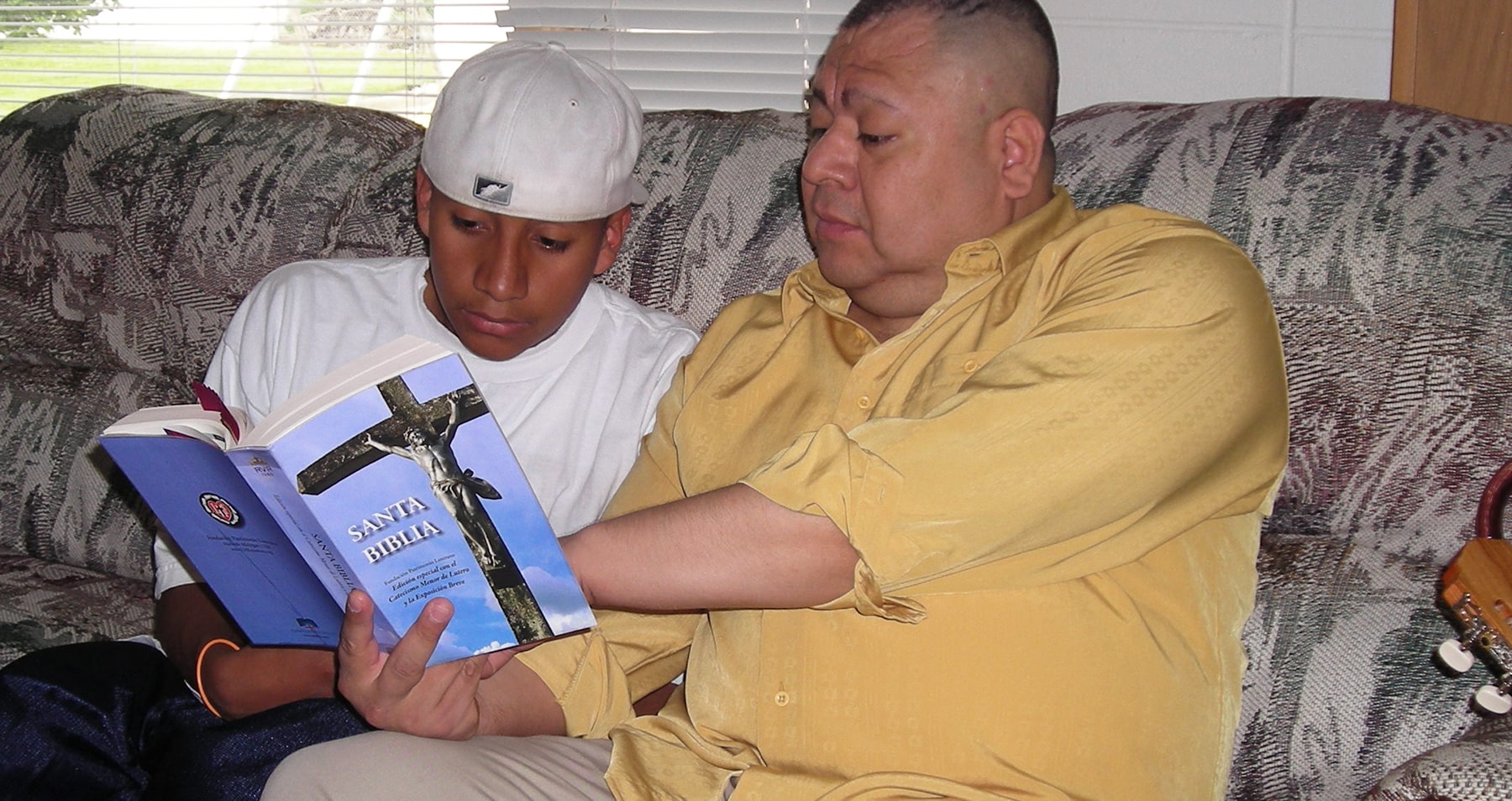 Hispanic Americans Reading Spanish Bible